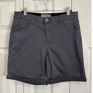 Wit and Wisdom Charcoal Gray Cuffed Ab-solution Shorts Size 6